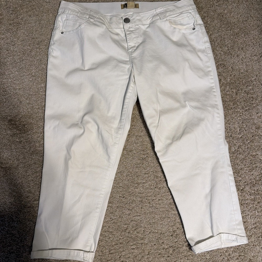 Democracy White Absolution 18W Denim Jeans Pants Cuffed